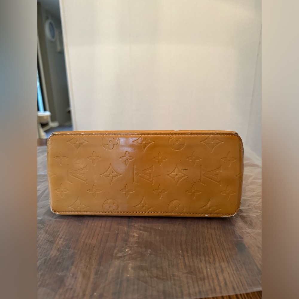 Louis Vuitton Vernis Yellow-gold and Brown Bag - Picture 5 of 7